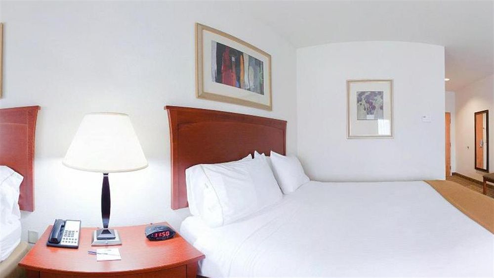 Holiday Inn Express & Suites - Hardeeville-Hilton Head By Ihg Exterior photo