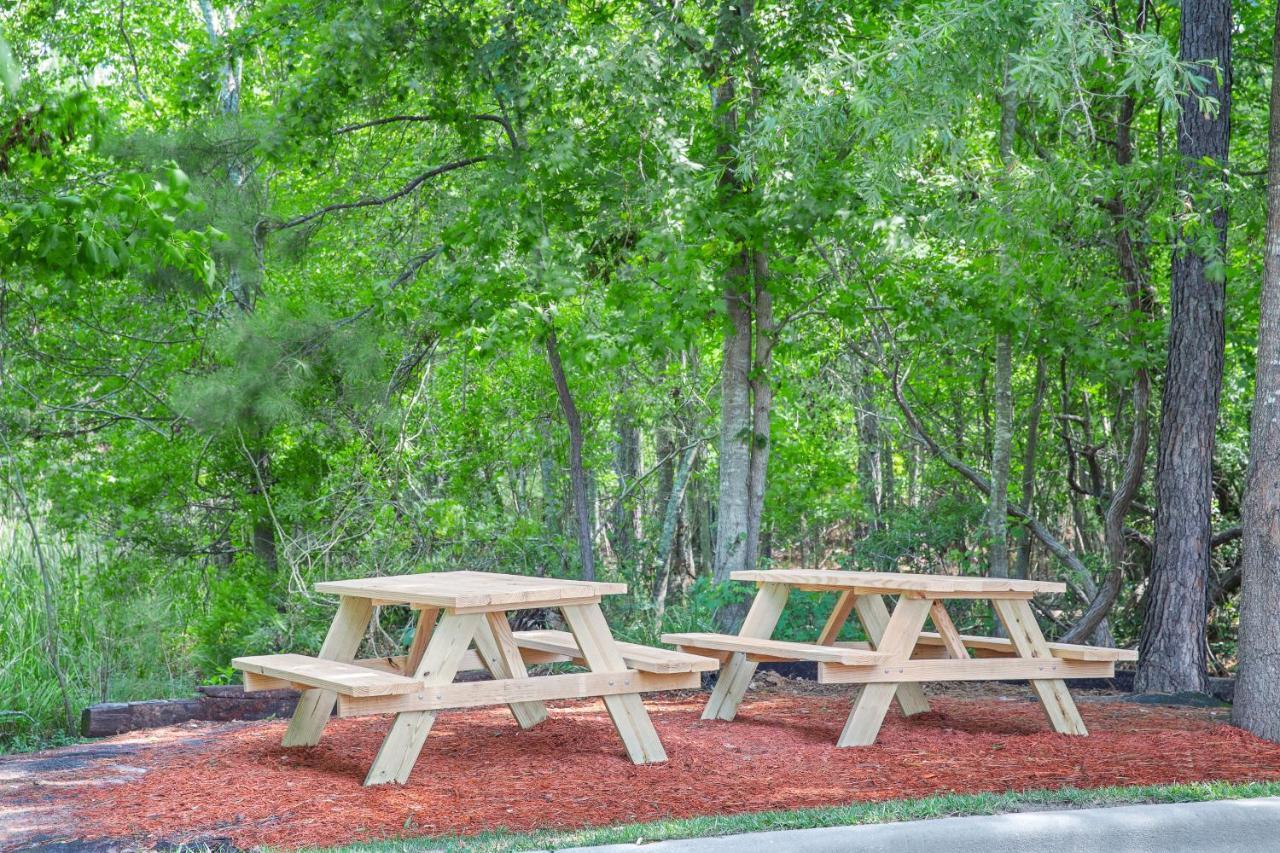Holiday Inn Express & Suites - Hardeeville-Hilton Head By Ihg Exterior photo